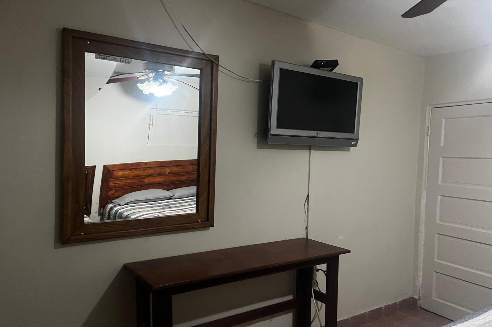 Oyo Hotel Linda Tijuana Dış mekan fotoğraf